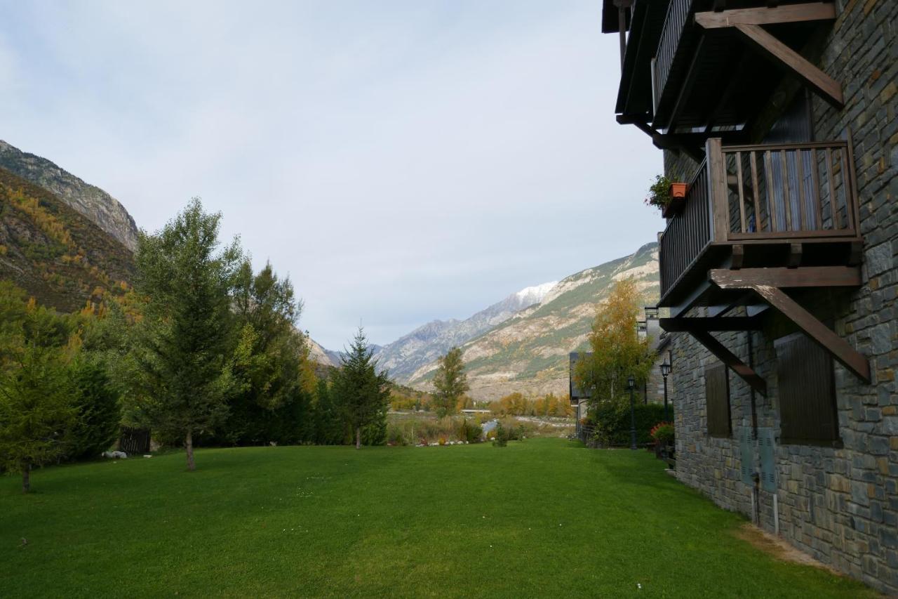 Escapatt Benasque Lägenhet Exteriör bild